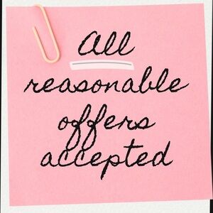 💗ALL REASONABLE OFFERS ACCEPTED 💕